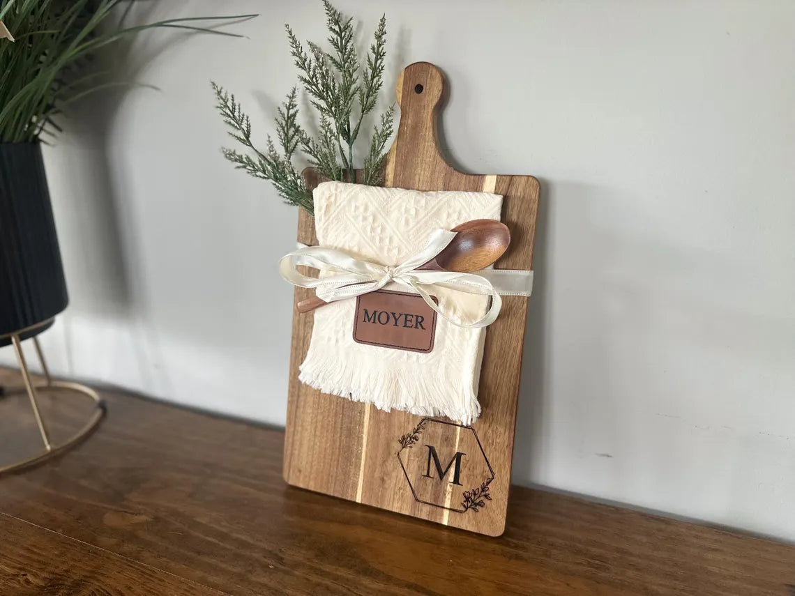 Personalized Cutting Board Gift Set